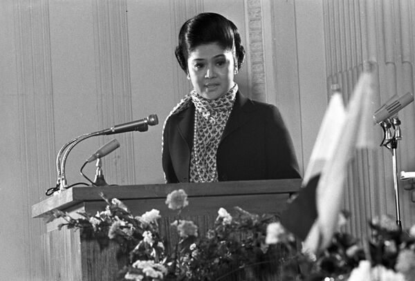 ایملدا مارکوس - اسپوتنیک ایران  