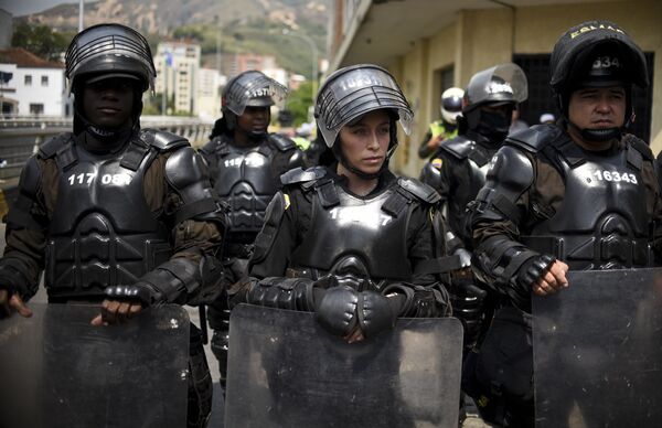 زنان پلیس کلمبیایی در کالی - اسپوتنیک ایران  
