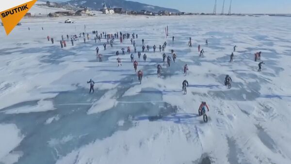 دریاچه بایکال و اسکی بازان روسی + فیلم - اسپوتنیک ایران  