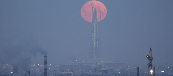 پدیده نادر ماه خونین در گوشه کنار جهان پدیده نادر ماه خونین در گوشه کنار جهان - اسپوتنیک ایران