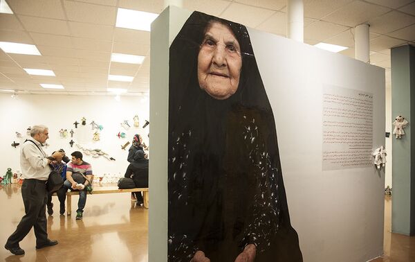 عروسک ساز 91 ساله ایرانی آرزو دارد در روسیه نمایشگاه برپا کند - اسپوتنیک ایران  