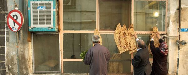 نان سنگک ایرانی - اسپوتنیک ایران  