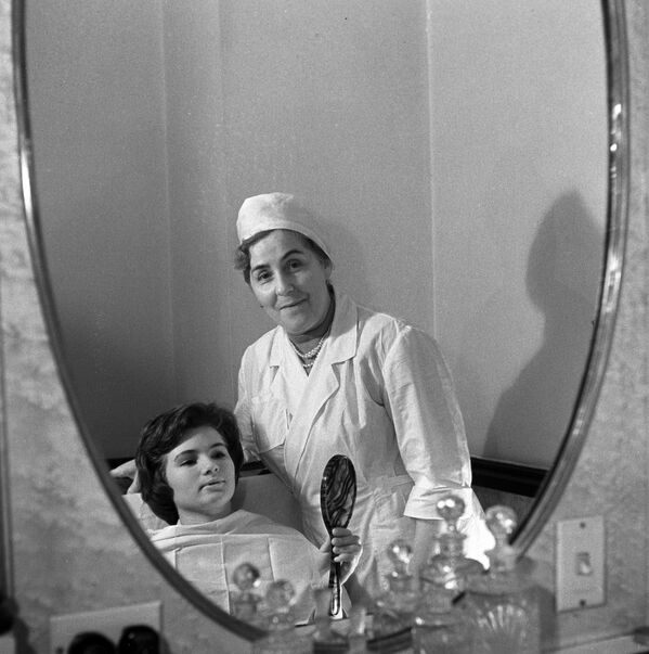 آرایشگاهی در مسکو، 1963 - اسپوتنیک ایران  