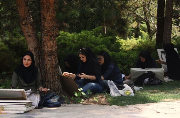 دانشجویان ایرانی - اسپوتنیک ایران  