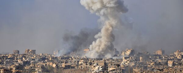 استفاده ائتلاف غربی از فسفر سفید در حمله به سوریه استفاده ائتلاف غربی از فسفر سفید در حمله به سوریه - اسپوتنیک ایران