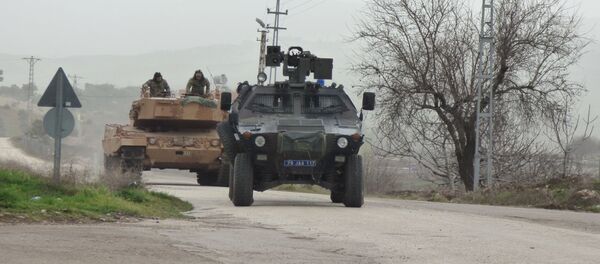 انتقال نیرو و تجهیزات ترکیه به منطقه کاهش تنش در ادلب انتقال نیرو و تجهیزات ترکیه به منطقه کاهش تنش در ادلب - اسپوتنیک ایران