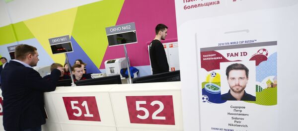 تلاش برای ورود غیرقانونی به اروپا با پاسپورت هواداری فوتبال تلاش برای ورود غیرقانونی به اروپا با پاسپورت هواداری فوتبال - اسپوتنیک ایران