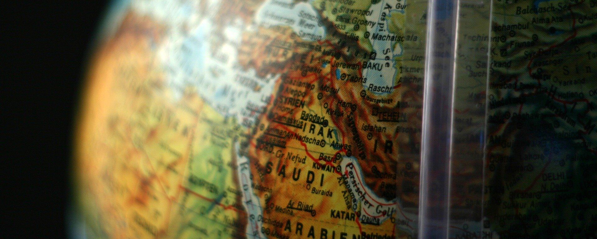 خاور میانه؛ ریختن نفت برروی آتش فایده ای ندارد - اسپوتنیک ایران  , 1920, 10.08.2021