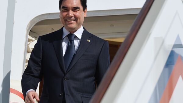 هدیه سخاوتمندانه رئیس جمهور ترکمنستان به زنان به مناسبت 8 مارس - اسپوتنیک ایران  