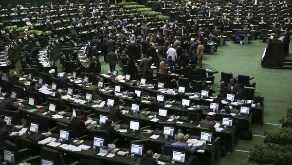 استعفای 18  نفر از نمایندگان مجلس ایران +عکس - اسپوتنیک ایران  