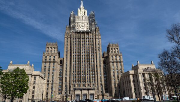 وزارت امور خارجه روسیه تهدید کرد که تمام رسانه های بریتانیایی را از کار در روسیه منع کند - اسپوتنیک ایران  