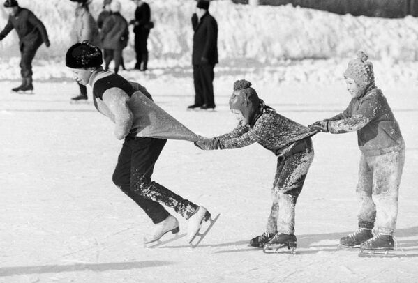 سال 1976 و اسکی بازی - اسپوتنیک ایران  
