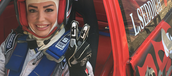 حضور لاله صدیق به عنوان تنها زن ایرانی در رالی خاورمیانه حضور لاله صدیق به عنوان تنها زن ایرانی در رالی خاورمیانه - اسپوتنیک ایران