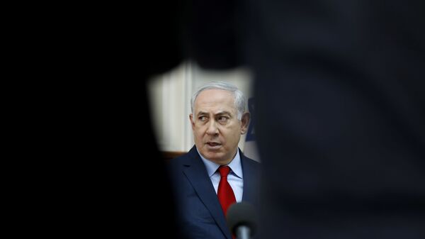 بازجویی چند ساعته از نتانیاهو، همسر و پسرش - اسپوتنیک ایران  
