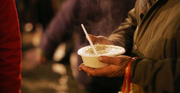 روده های مرد چینی بعد از صرف غذا منفجر شد روده های مرد چینی بعد از صرف غذا منفجر شد - اسپوتنیک ایران