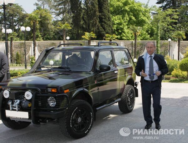 President Putin showing off his Lada Niva in Sochi. - اسپوتنیک ایران  