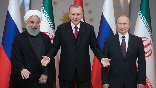 اعلام زمان نشست سه جانبه ایران، روسیه و ترکیه - اسپوتنیک ایران  