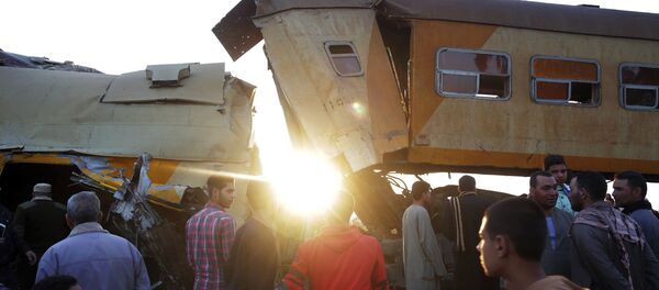 تعدادی کشته و مجروح در برخورد قطار با یک ون در کریمه - اسپوتنیک ایران  