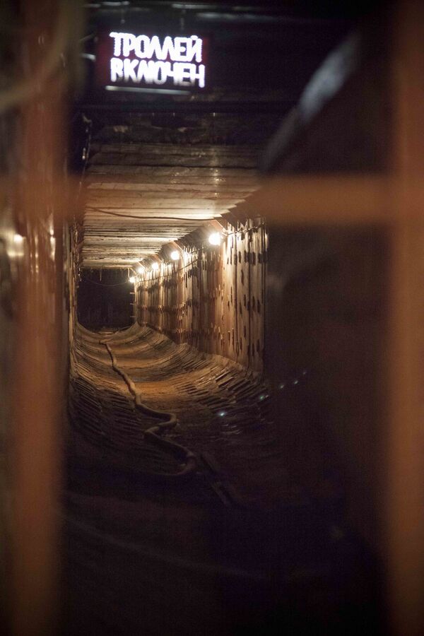 تونل اسرار آمیز ارتباطی در بونکر 42 - اسپوتنیک ایران  