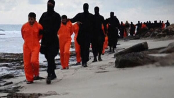 داعش بیش از 150 نظامی سابق عراقی را به اتهام جاسوسی اعدام کرد - اسپوتنیک ایران  