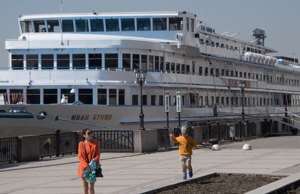 کشتی مسافربری «ایوان بونین» در روستوف نا دونو - اسپوتنیک ایران  