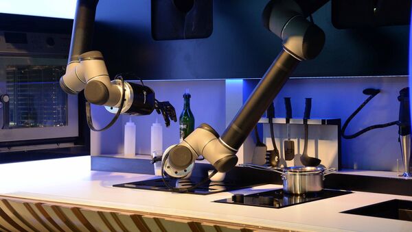 ربات آشپزی در نمایشگاه شانگهای چین - اسپوتنیک ایران  