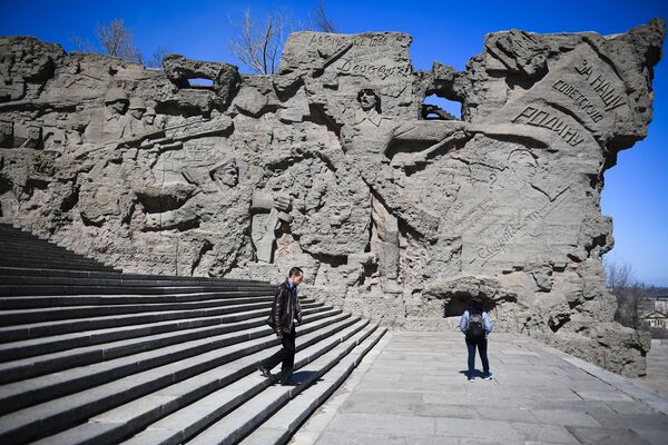 «دیوارهای خرابه» در مجموعه تاریخی « قهرمانان استالینگراد» در تپه مامایف - اسپوتنیک ایران  