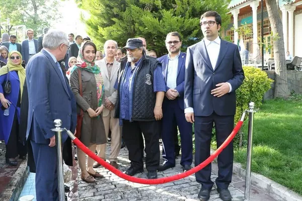 در نمایشگاه کتاب و عکس روسیه «روسیه از نمایی نزدیک» در تهران در نمایشگاه کتاب و عکس روسیه «روسیه از نمایی نزدیک» در تهران - اسپوتنیک ایران
