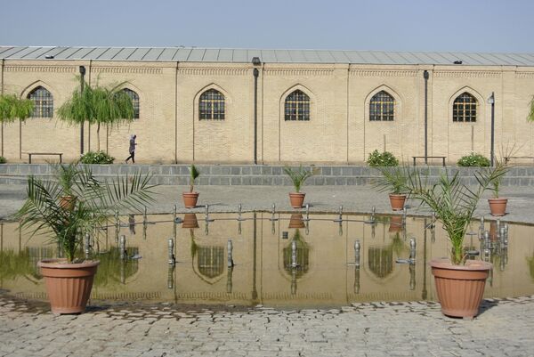 باغ موزه قصر که سابقاً زندان قصر نامیده می شد باغ موزه قصر که سابقاً زندان قصر نامیده می شد - اسپوتنیک ایران