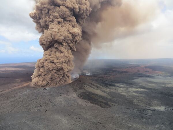 فوران کوه آتشفشان « کیلائوئه» در هاوایی - اسپوتنیک ایران  