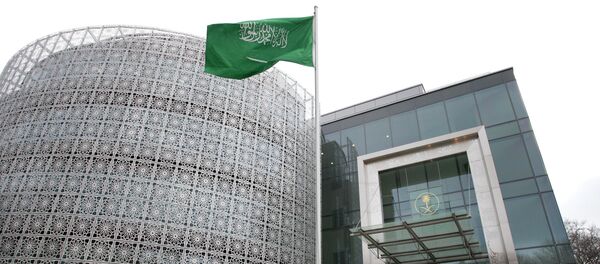 عربستان تولید نفت خود را تا 10.2 میلیون بشکه در روز کاهش خواهد داد عربستان تولید نفت خود را تا 10.2 میلیون بشکه در روز کاهش خواهد داد - اسپوتنیک ایران