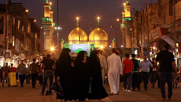 Верующие накануне страта священного месяца Рамадан в Ираке  - اسپوتنیک ایران  