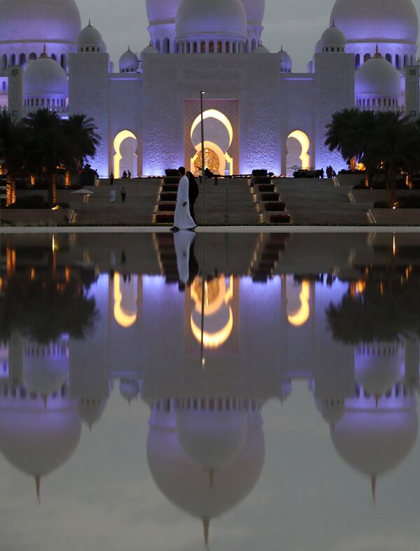 نمای مسجد شیخ زاید در ابوظبی - امارات متحده عربی - اسپوتنیک ایران  