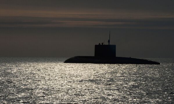 زیردریایی «وارشاویانکا» در جشن ناوگان اقیانوس آرام نیروی دریایی روسیه - اسپوتنیک ایران  