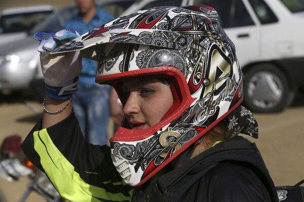 موتورسوار زن ایرانی - اسپوتنیک ایران  
