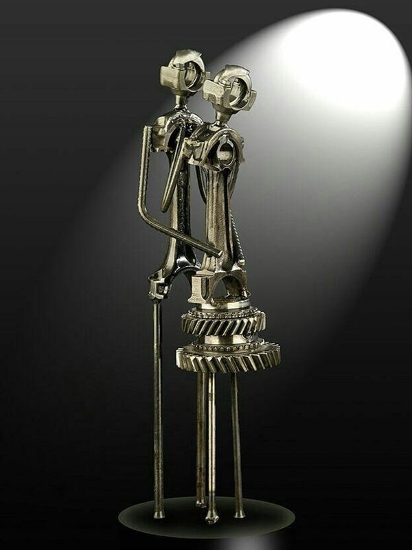 مجسمه ساز ایرانی با دستان طلایی+ تصاویر مجسمه ساز ایرانی با دستان طلایی+ تصاویر - اسپوتنیک ایران