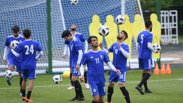 رختکن تیم فوتبال ایران پس از پیروزی + عکس - اسپوتنیک ایران  