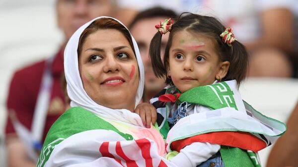 صدور مجوز ورود خانواده ها به ورزشگاه ها در ایران  - اسپوتنیک ایران  