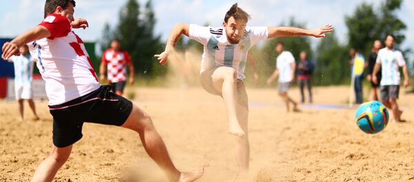 راهیابی تیم های ایران و روسیه به نیمه نهایی جام بین قاره ای فوتبال ساحلی راهیابی تیم های ایران و روسیه به نیمه نهایی جام بین قاره ای فوتبال ساحلی - اسپوتنیک ایران