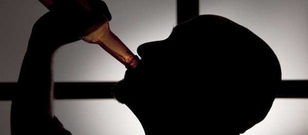 مضرات مصرف الکل - اسپوتنیک ایران  