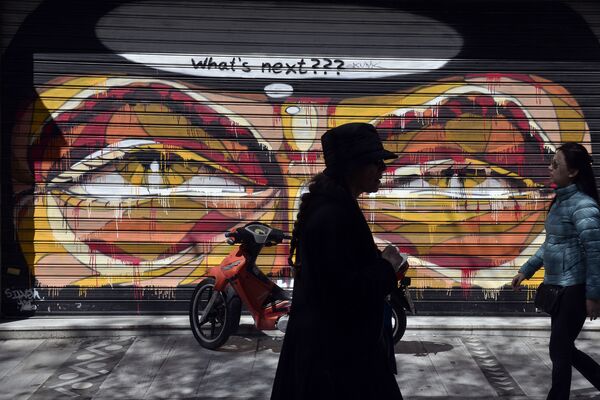 گرافیتی   در آتن - اسپوتنیک ایران  