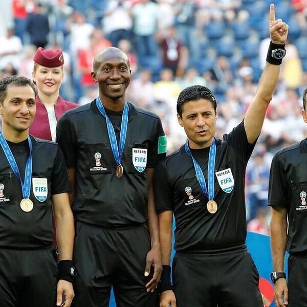 سوغاتی داور برجسته ایران از جام جهانی روسیه - اسپوتنیک ایران  