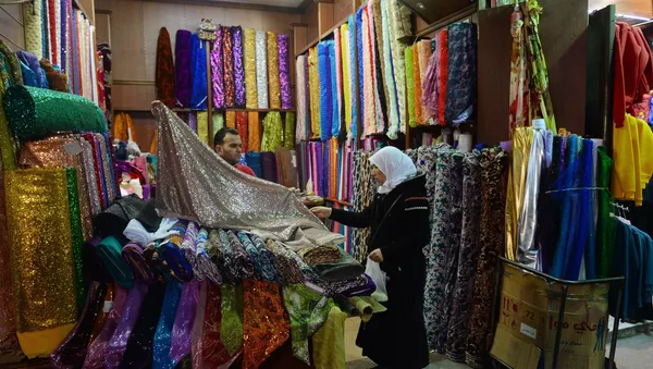 فروش مانتو با استفاده از الیاف پشه بند +عکس