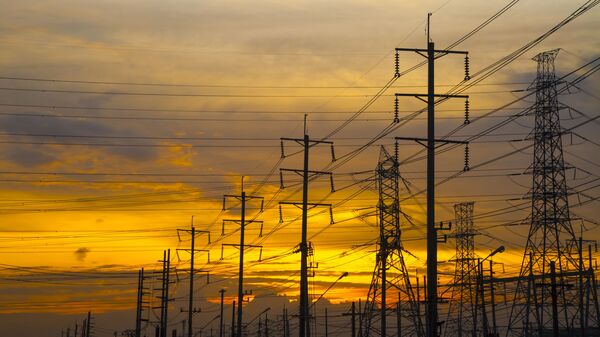 امضای قرارداد 107 میلیون یورویی ایران و ارمنستان در زمینه انتقال برق - اسپوتنیک ایران  