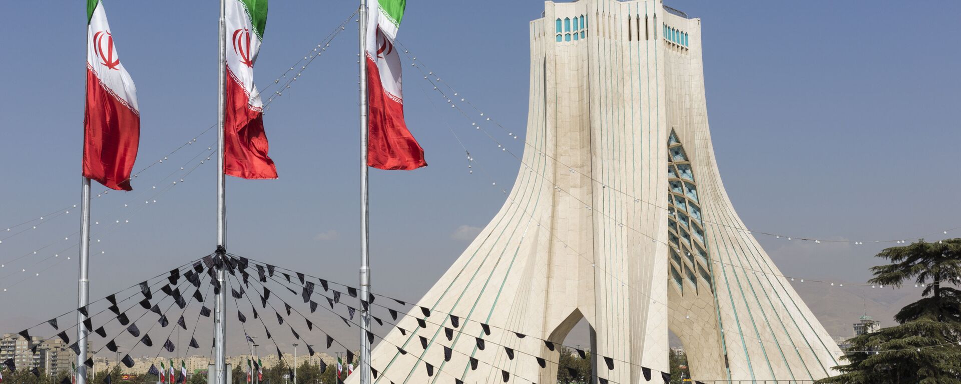 میدان آزادی تهران - اسپوتنیک ایران  , 1920, 13.05.2023