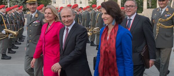 جزئیات بیشتر از نحوه دعوت پوتین به مراسم عروسی - اسپوتنیک ایران  