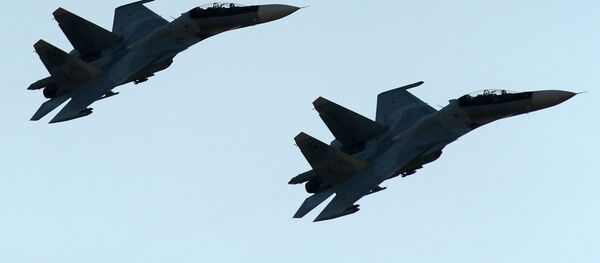 رهگیری بمب افکن آمریکایی توسط جنگنده های روسیه - اسپوتنیک ایران  