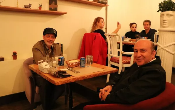 مشتریان رستوران «رومینو» مشتریان رستوران «رومینو» - اسپوتنیک ایران