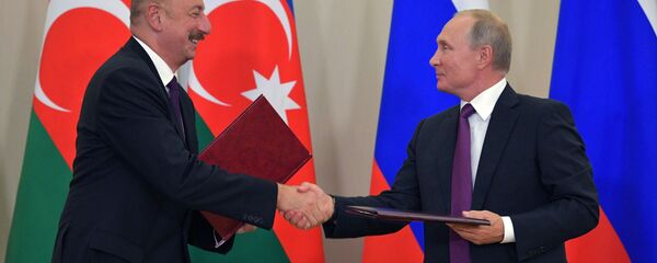 اولین گفتگوی پوتین با علی اف پس از متشنج شدن اوضاع در قره باغ اولین گفتگوی پوتین با علی اف پس از متشنج شدن اوضاع در قره باغ - اسپوتنیک ایران