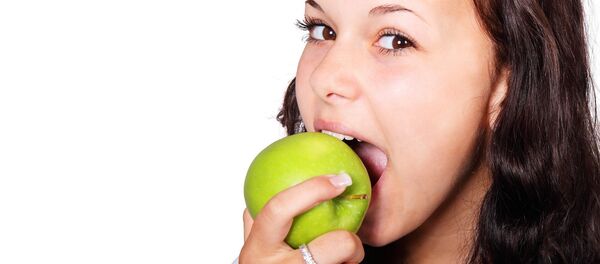 راز جوانی: نمک کمتر، میوه بیشتر راز جوانی: نمک کمتر، میوه بیشتر - اسپوتنیک ایران